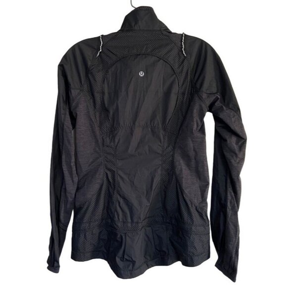 Lululemon Run Nothin' But Run Jacket Full Zip Lightweight Black Coat Women's 4 - Picture 4 of 10